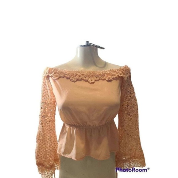 Luxxel Cropped Off Shoulder Blouse Spring Blouse - Picture 1 of 6